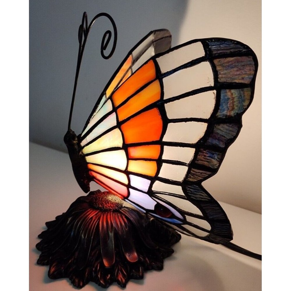 Vintage Tiffany Style Night Light Stained Glass Butterfly Fairycore Whimsical